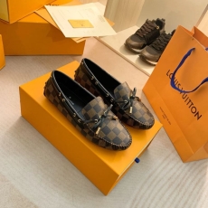 Louis Vuitton Tods Shoes